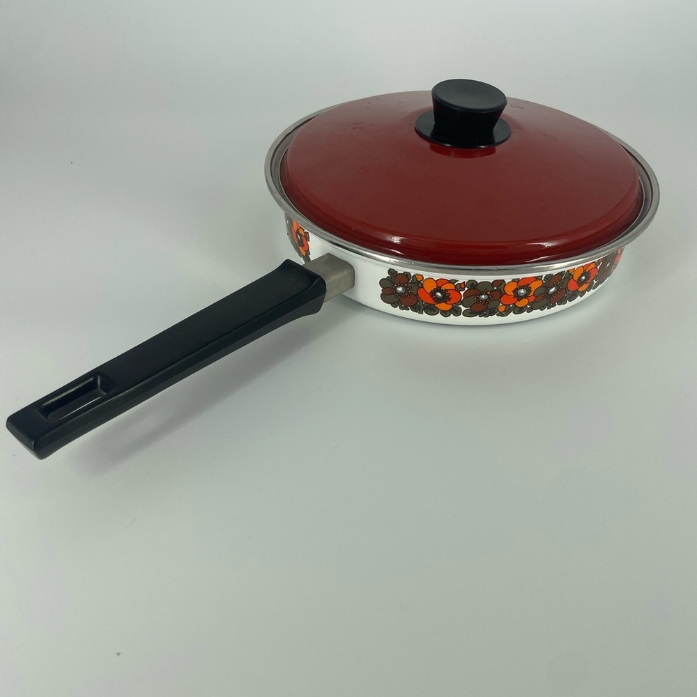 Vintage Enamel Cook Wear Pan Floral Red Lid Mid Century Modern MCM Skillet - Picture 4 of 7